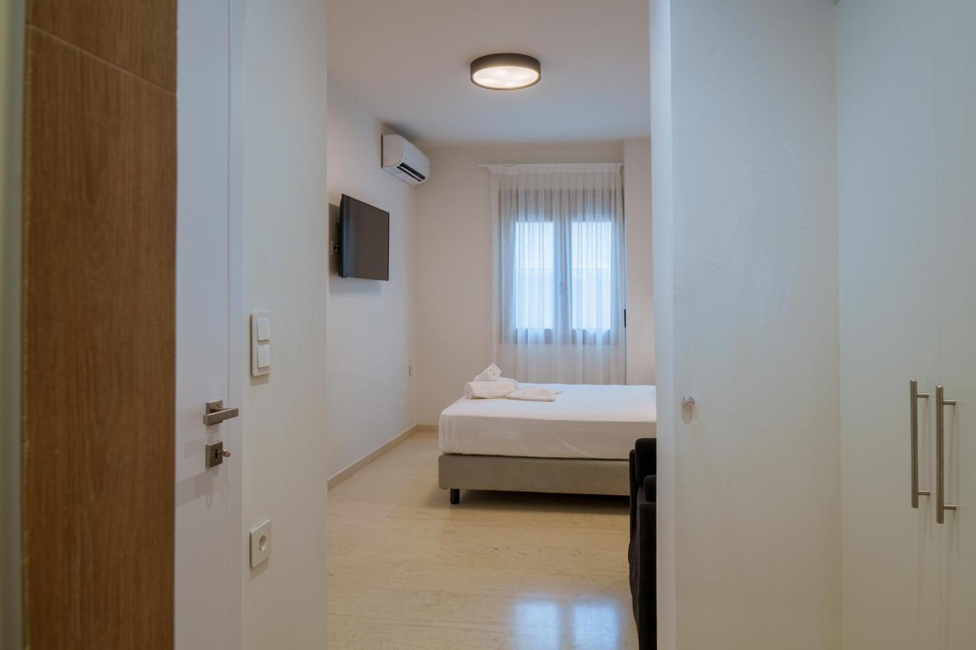 Notos Boutique Apartments Iraklion Buitenkant foto